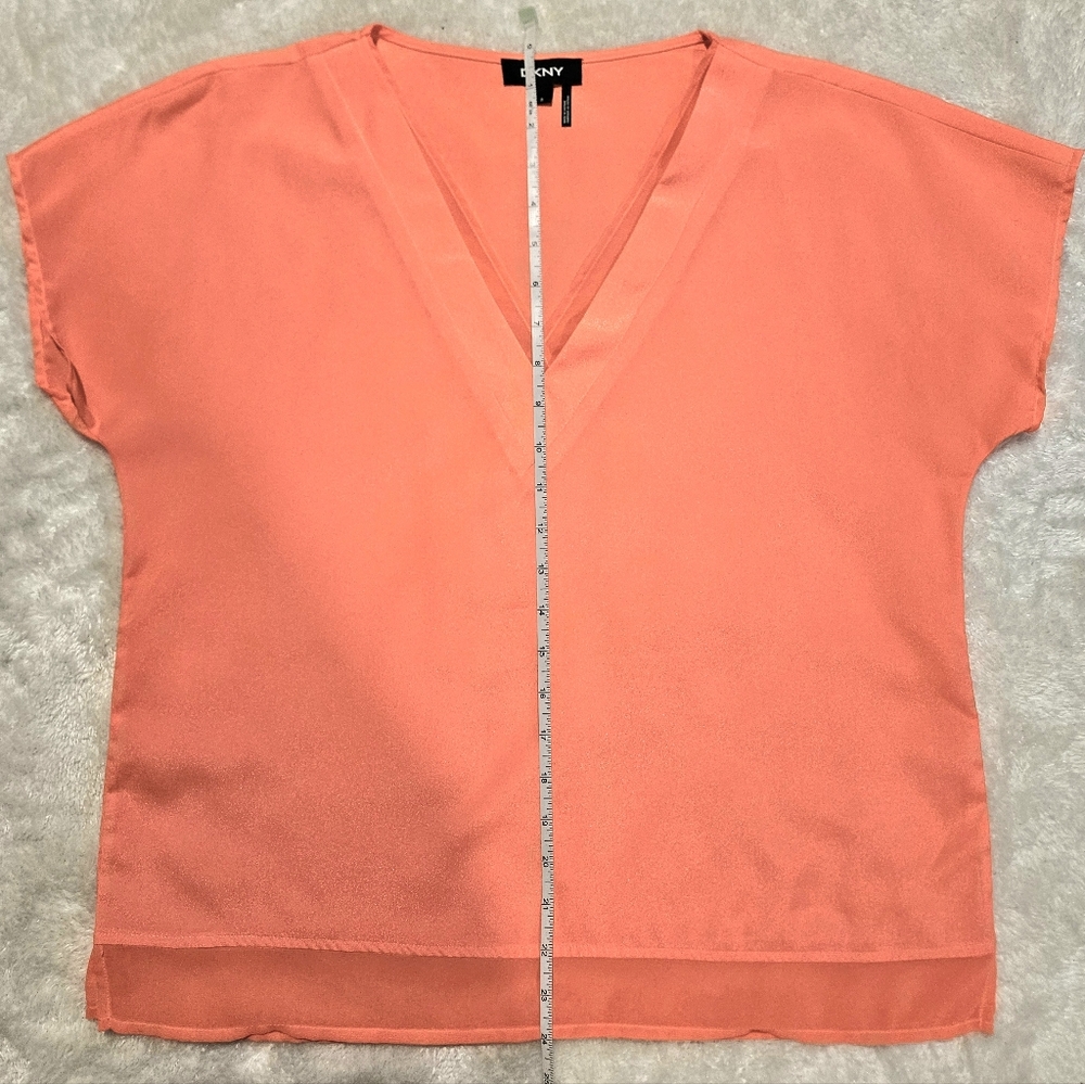 NEW DKNY Coral Pink V-Neck Lightweight Chiffon Blouse Size S Sheer Casual Office - Picture 9 of 10